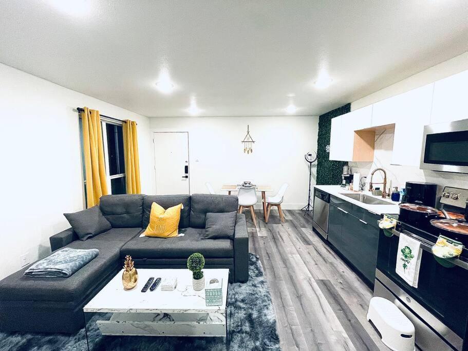 شقة دالاس  في Luxe Travel Retreat Near Deep Ellum المظهر الخارجي الصورة